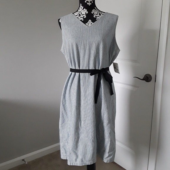 Liz Claiborne Dresses & Skirts - Liz Claiborne Vintage Style Dress